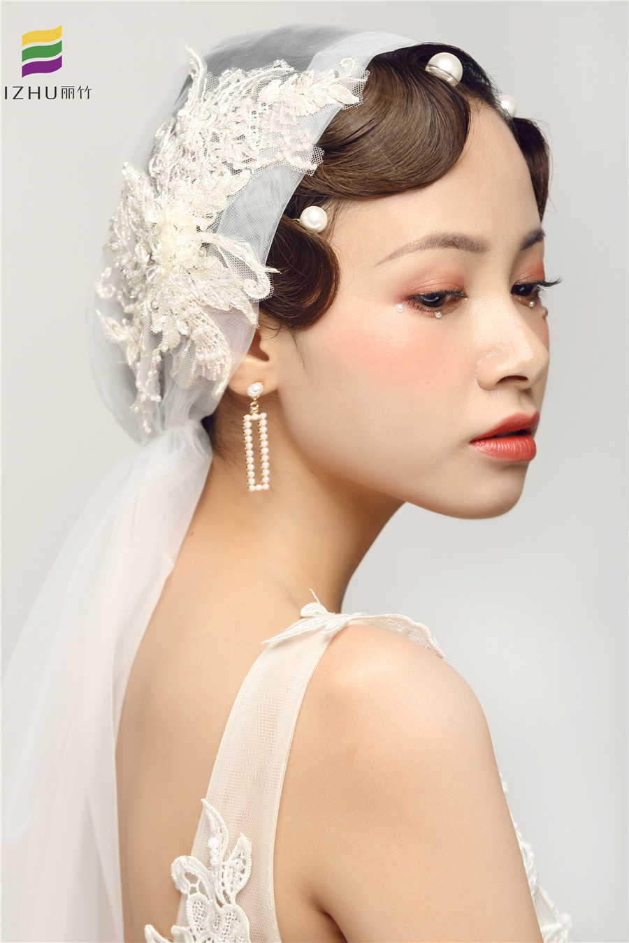 1583724583598713.jpg 復(fù)古新娘1.jpg