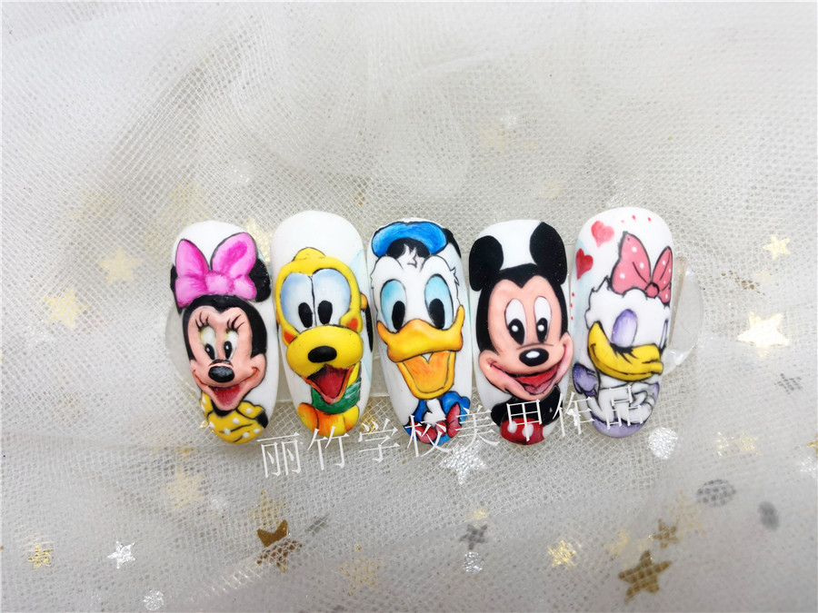 南寧美甲課堂：童趣滿(mǎn)滿(mǎn)美甲作品