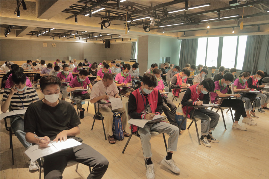 南寧美發(fā)課堂：美發(fā)全員進(jìn)入“高考”狀態(tài)