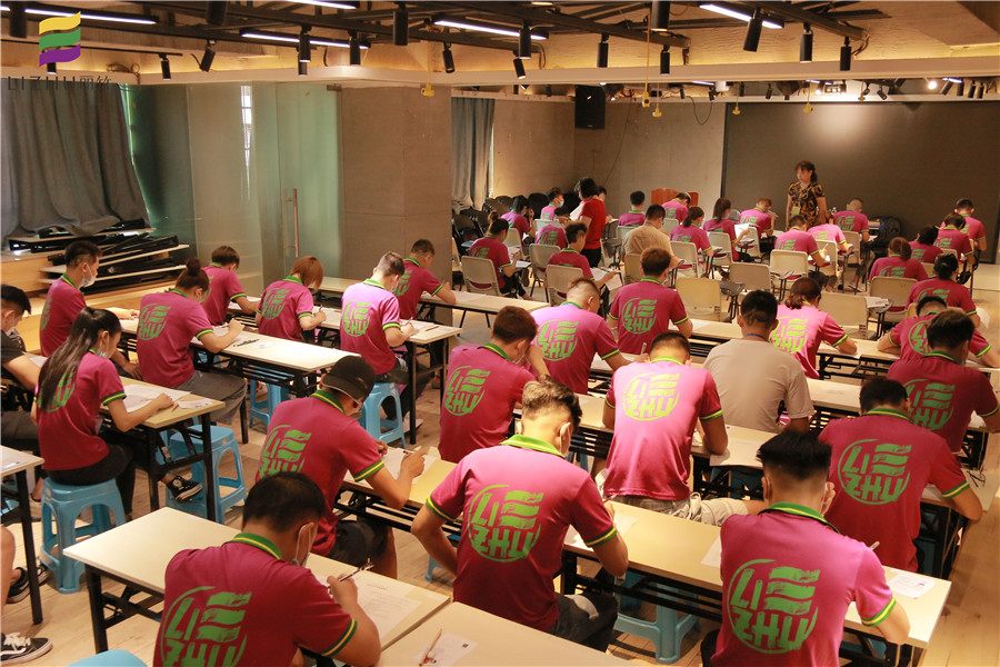 回顧《美發(fā)師》技能考試等級現場