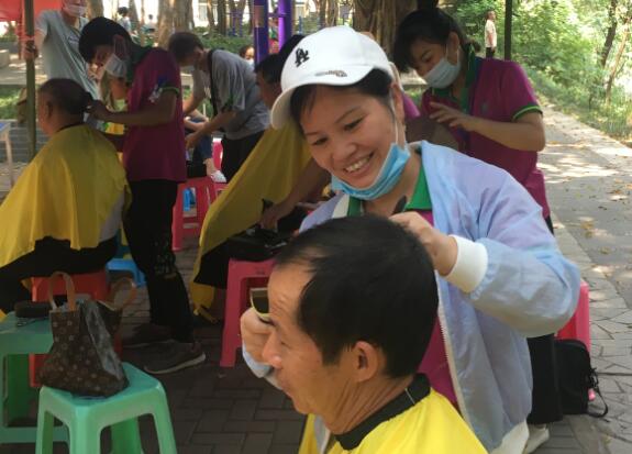 麗竹美發(fā)學(xué)員，歡迎你們常常來(lái)