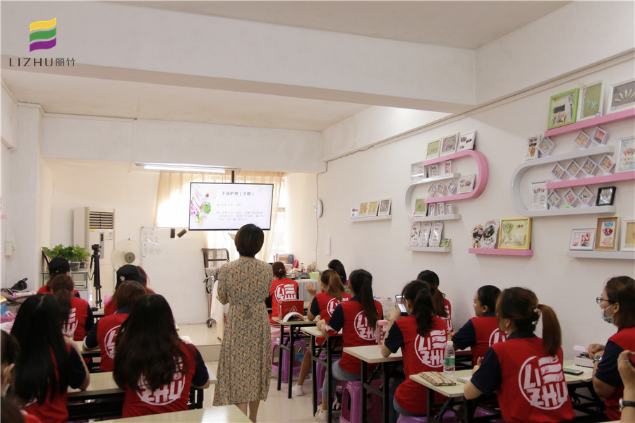 1600745296922481.jpg IMG_4245.jpg