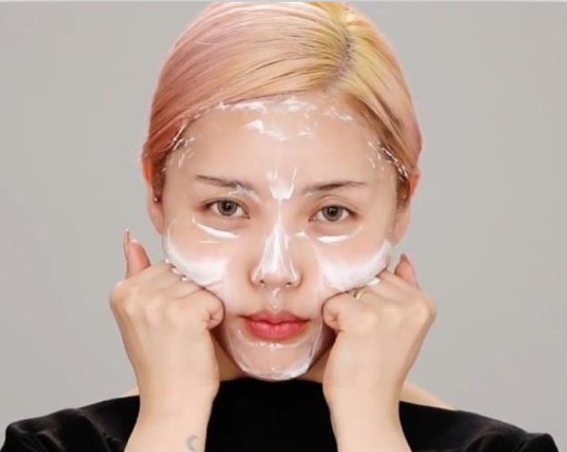 堅(jiān)持這幾部按摩手法，逆齡不是夢