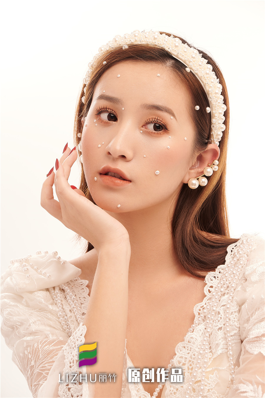 1615174500293016.jpg 麗竹2121年1月妝面6976.jpg