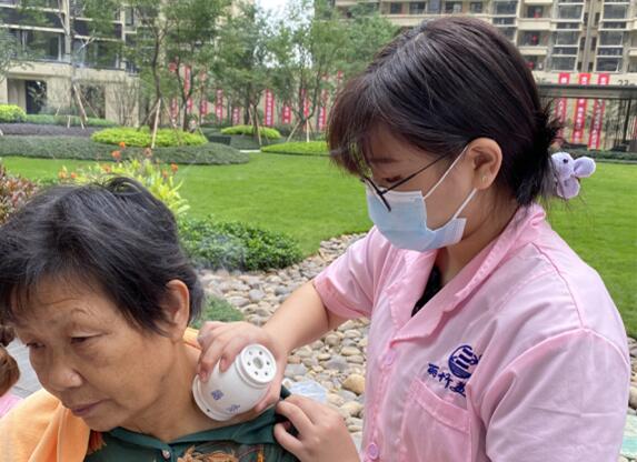 南寧專(zhuān)業(yè)美容學(xué)校學(xué)子感言：良師益友伴終身