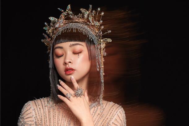 奢華復(fù)古造型，詮釋南寧學(xué)化妝哪家專業(yè)