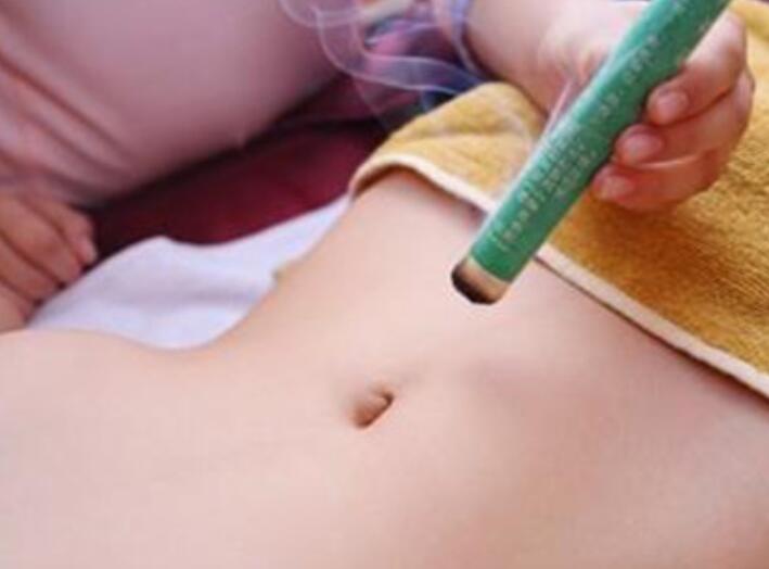 為什么要艾灸小腹？南寧有實力的美容學校告訴你