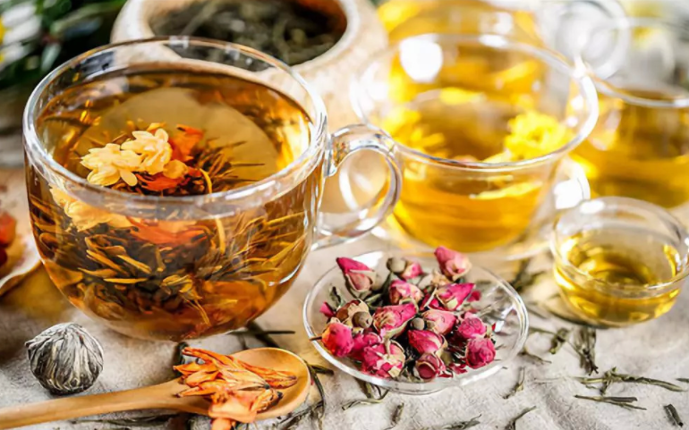 夏季養(yǎng)生茶來(lái)咯！趕緊給家人泡一杯吧