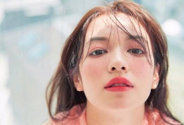 如何畫裸妝？快來南寧專業(yè)化妝學(xué)校學(xué)習(xí)