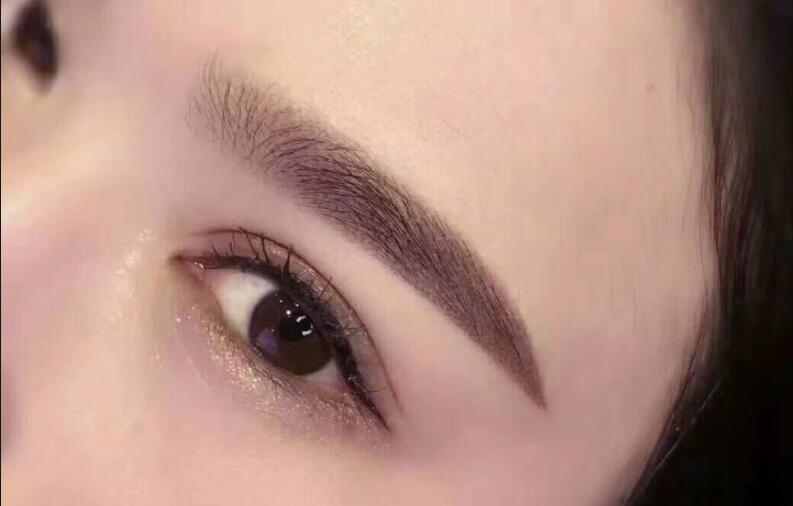 紋繡基礎(chǔ)知識(shí)內(nèi)容：紋眉補(bǔ)色后顏色會(huì)淡嗎？