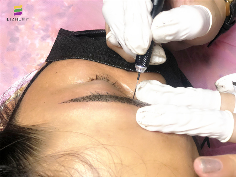 你的職業(yè)適合什么眉型？南寧紋繡培訓(xùn)幫你分析