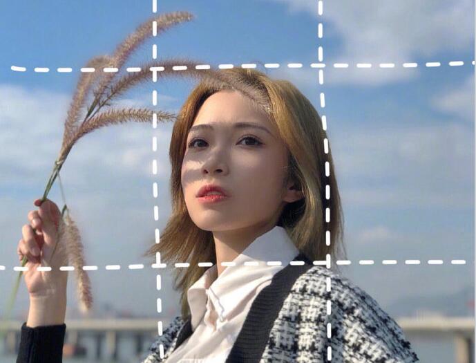 使用拍照構(gòu)圖妝容技巧，和廣西化妝培訓(xùn)班學(xué)習(xí)吧