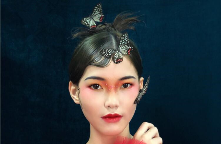 元?dú)夂麏y容，彰顯南寧學(xué)彩妝的學(xué)校哪家?guī)熧Y強(qiáng)