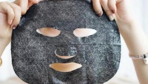 南寧美容護(hù)膚：如何在空調(diào)房快速補(bǔ)水？