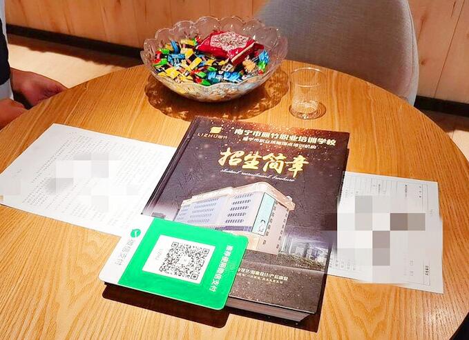 因?yàn)樾湃?，麗竹學(xué)校生源不斷暴漲