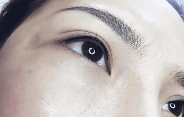 如何紋出適合自己的美瞳線？廣西紋繡學(xué)校手把手教你
