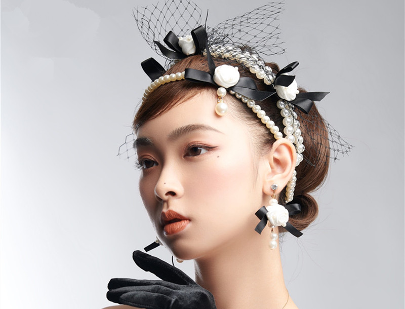 復(fù)古時尚新娘造型，實(shí)力證明南寧哪家化妝學(xué)校比較熱門