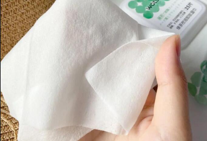 長期使用卸妝巾的危害，南寧彩妝造型學(xué)校開講