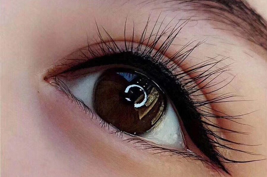 廣西專(zhuān)業(yè)紋繡培訓(xùn)：紋美瞳線后如何洗臉？