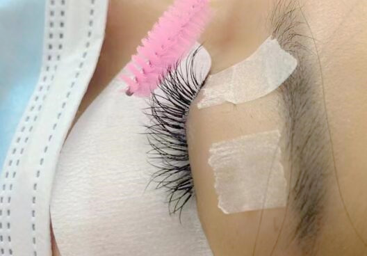 南寧哪里可以學(xué)美睫？南寧美睫學(xué)校哪家專業(yè)？