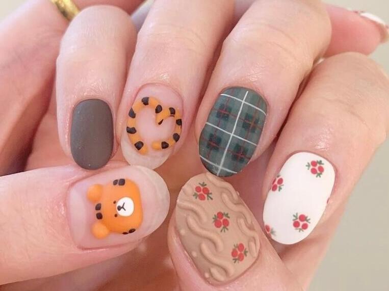 手繪老虎美甲欣賞 | 學(xué)美甲來(lái)麗竹學(xué)校