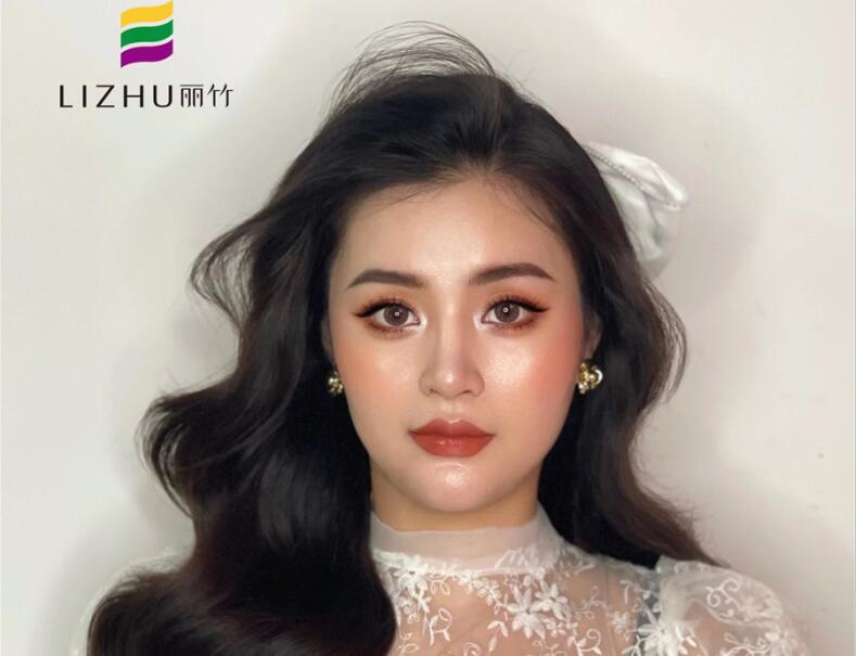 泰式新娘造型，展現(xiàn)另類風(fēng)情妝容