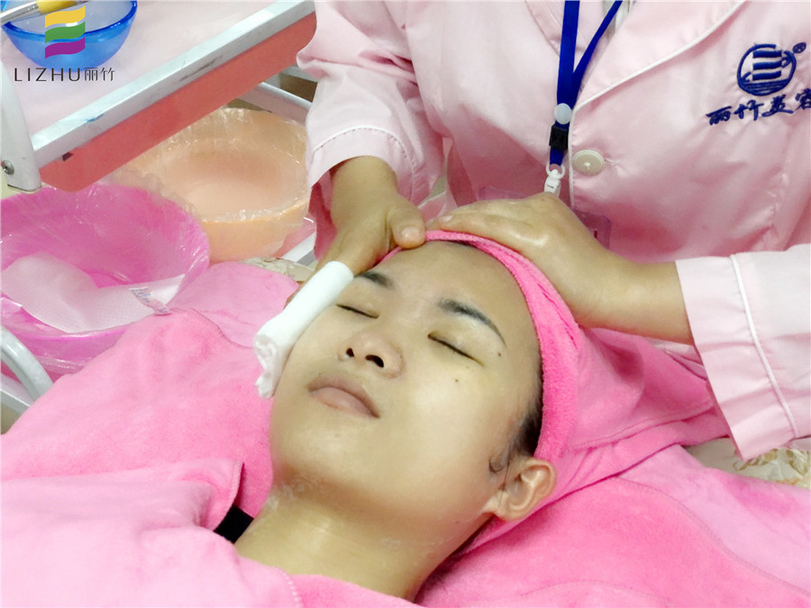 面部清潔教學(xué)，廣西美容皮膚管理培訓(xùn)內(nèi)容