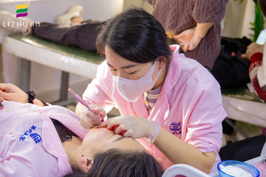 1652754601482507.jpg IMG_2792.jpg