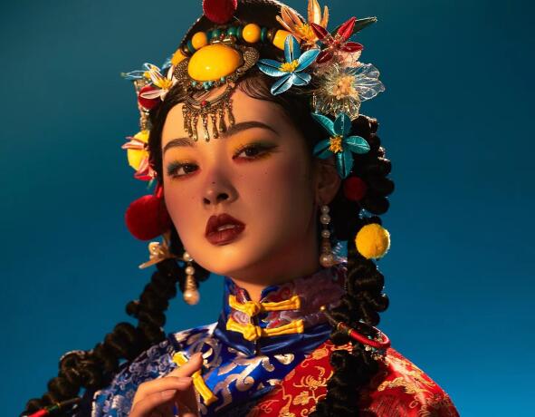 藏族少女寫(xiě)真造型，南寧彩妝學(xué)校專業(yè)正規(guī)作品