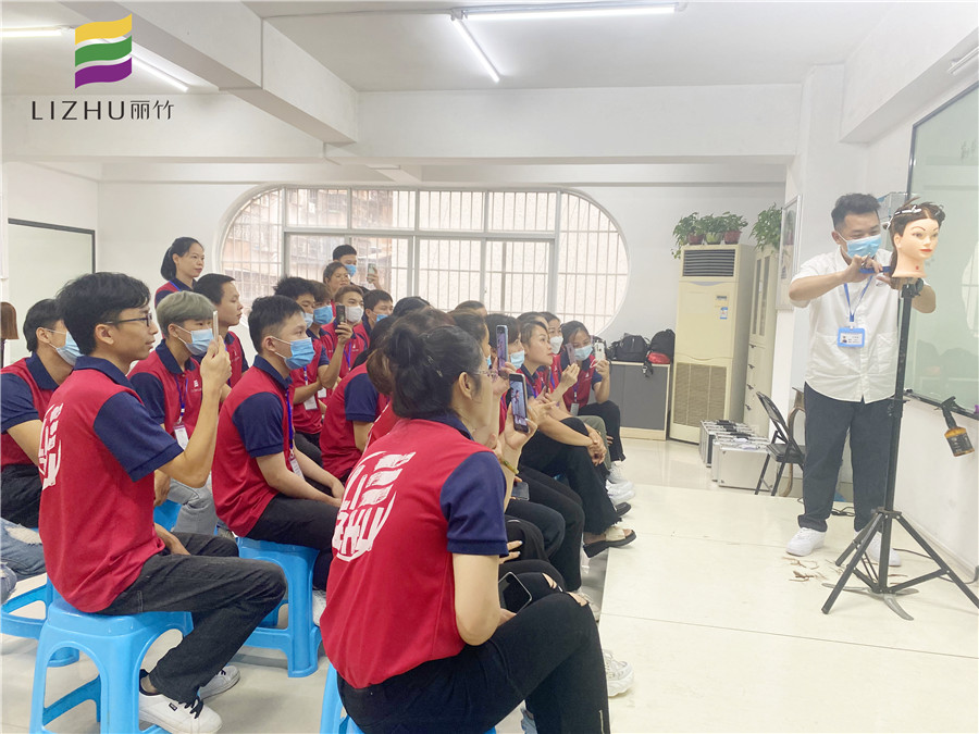 斜前和斜后發(fā)型分區(qū)線知識，南寧剪發(fā)學校分享