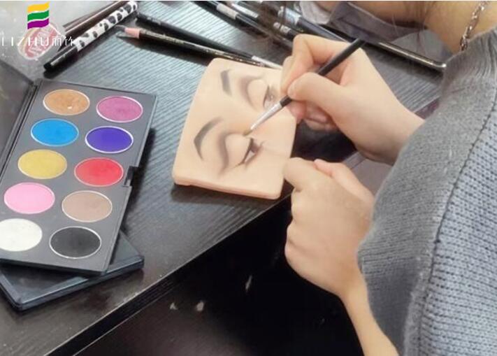 仿皮畫眼妝，南寧化妝學校眼妝教程