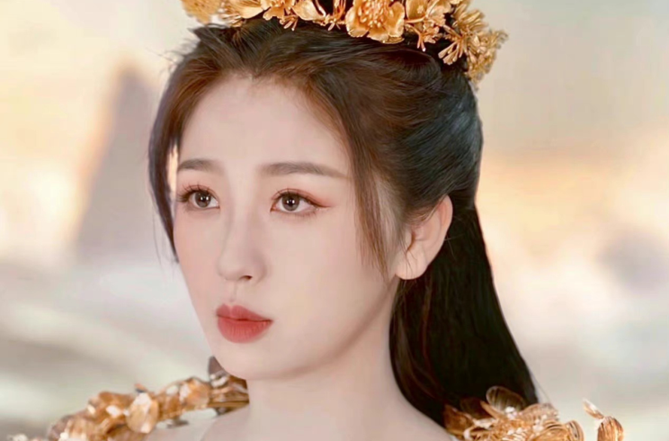 息山神女的眼妝教程，真的又仙又御