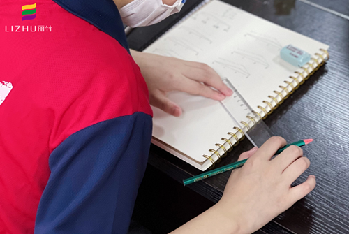 南寧化妝課堂：標(biāo)準(zhǔn)眉怎么畫？