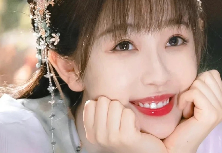 《蒼蘭訣》小蘭花眼妝教程，化妝新手也能擁有