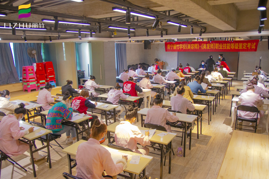 1663992384165998.jpg 1639035943797686.jpg