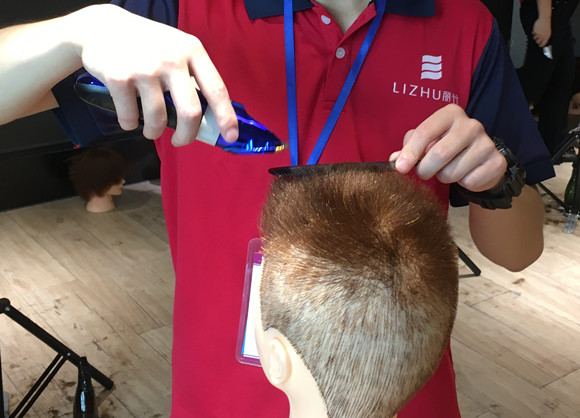 理平頭的技巧，廣西理發(fā)實(shí)訓(xùn)分享