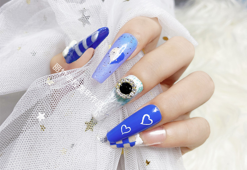 愛心深藍色西美甲，上手顯白又好看