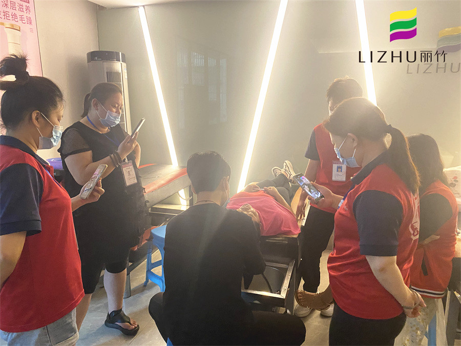 美發(fā)洗護(hù)課程:洗頭時(shí)如何控制洗發(fā)水用量？