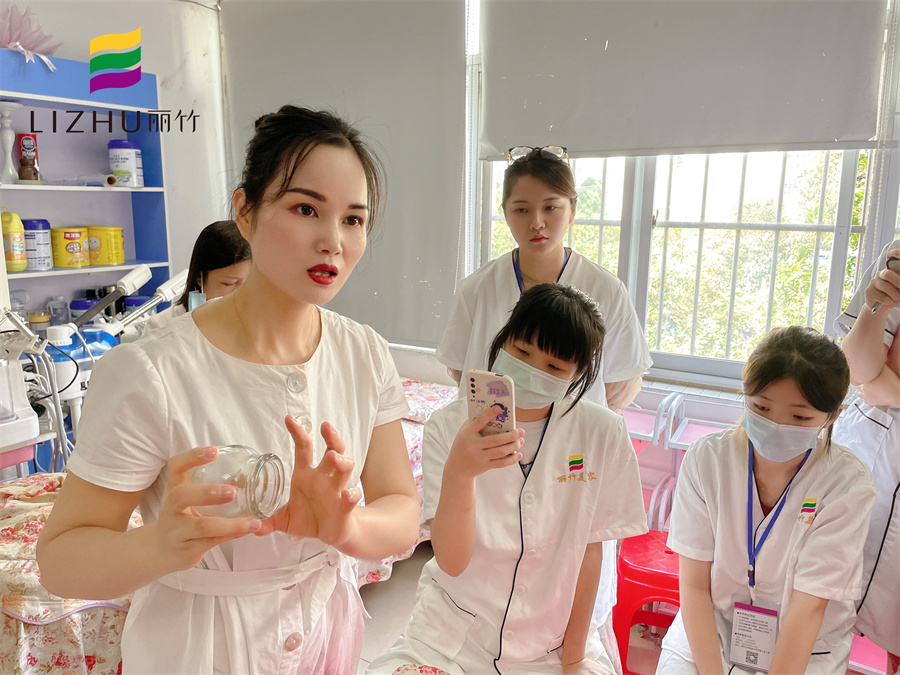 冬天拔火罐的注意事項(xiàng)，南寧學(xué)中醫(yī)經(jīng)絡(luò)知識(shí)