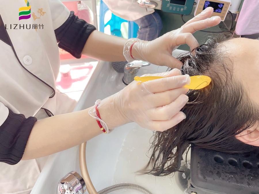 南寧學頭療多少錢？南寧頭療培訓班哪家好？