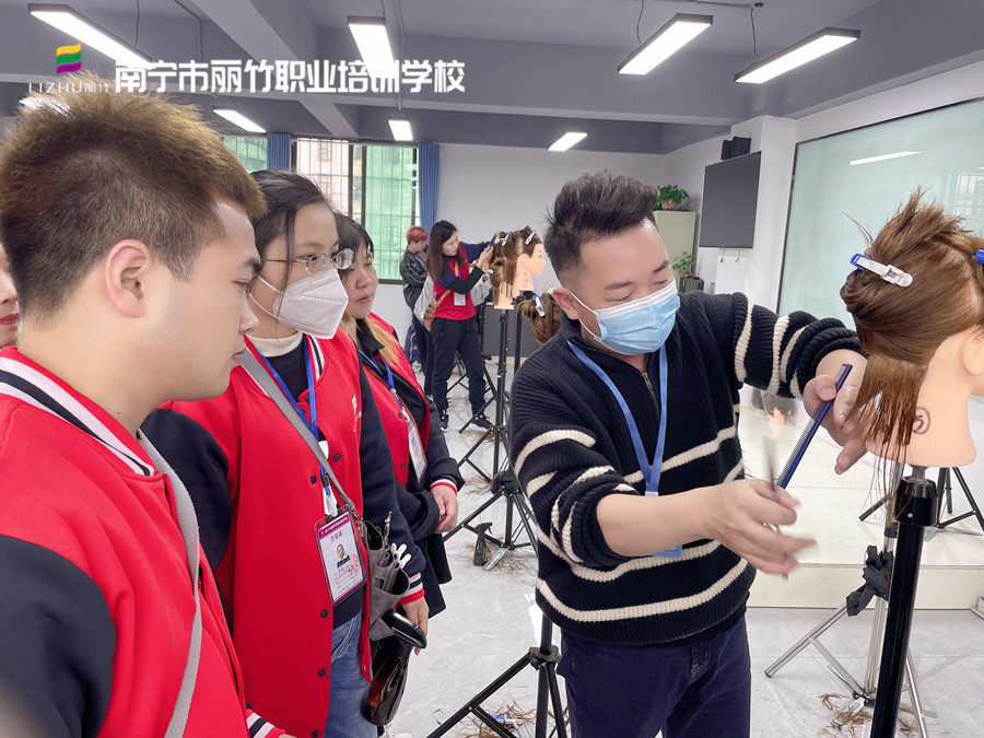 1678503890836925.jpg IMG_7449.JPG