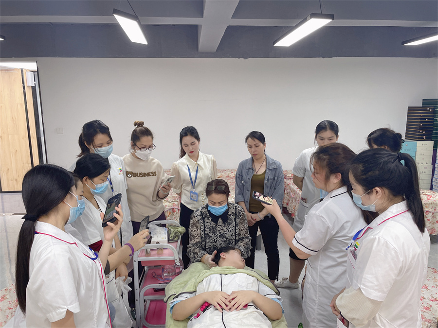 春季頭療的好處！南寧養(yǎng)生頭療美容學(xué)校分享