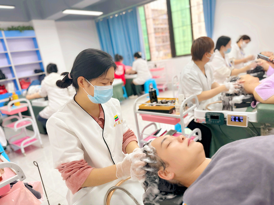 頭療過后的注意事項，廣西頭療職業(yè)學校總結(jié)