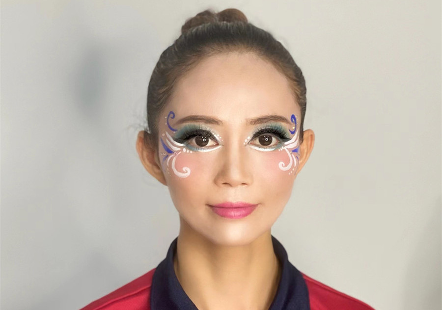 創(chuàng)意舞臺眼妝特點，廣西省彩妝造型學(xué)校分享