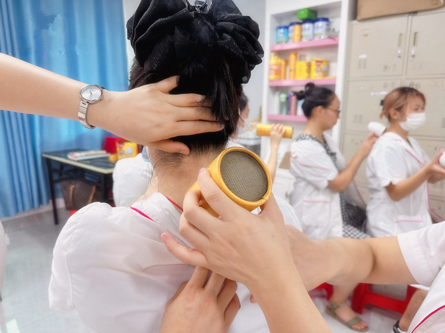 三伏天艾灸的功效，零基礎(chǔ)美容培訓