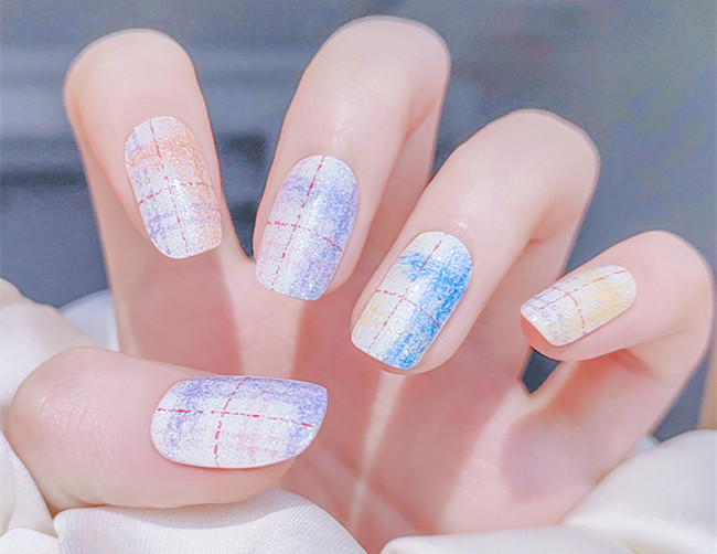 南寧美甲：清透夏日美甲
