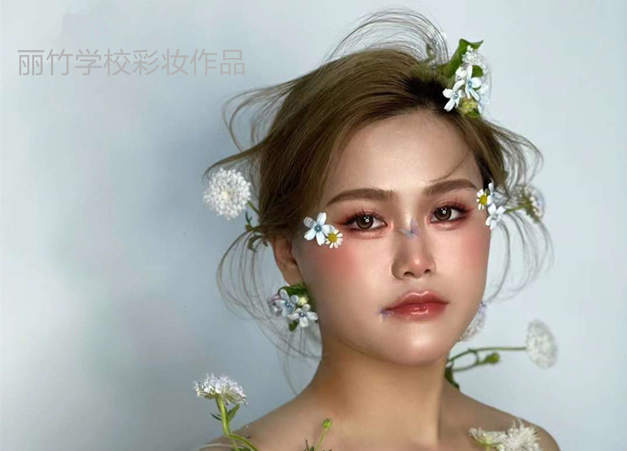 抽絲新娘造型，零基礎(chǔ)學(xué)化妝作品