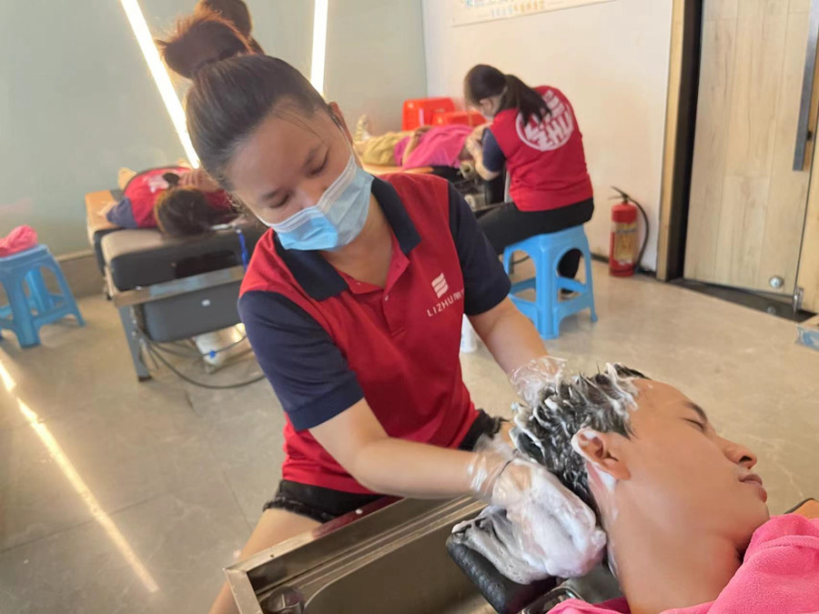 南寧美發(fā)培訓(xùn)學(xué)校--美發(fā)學(xué)員學(xué)習(xí)心得