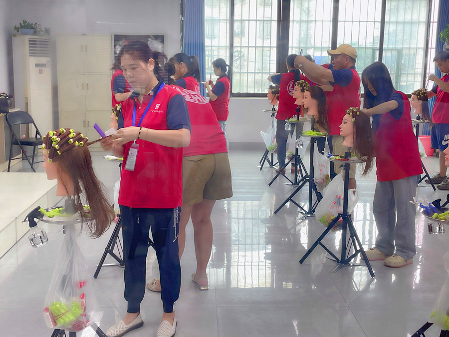 美發(fā)卷發(fā)杠的操作，零基礎(chǔ)學(xué)卷發(fā)