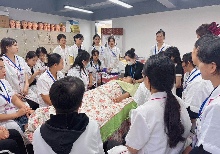 使用美容儀器注意事項(xiàng)，南寧美容儀器培訓(xùn)班教學(xué)